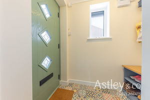 porch- click for photo gallery